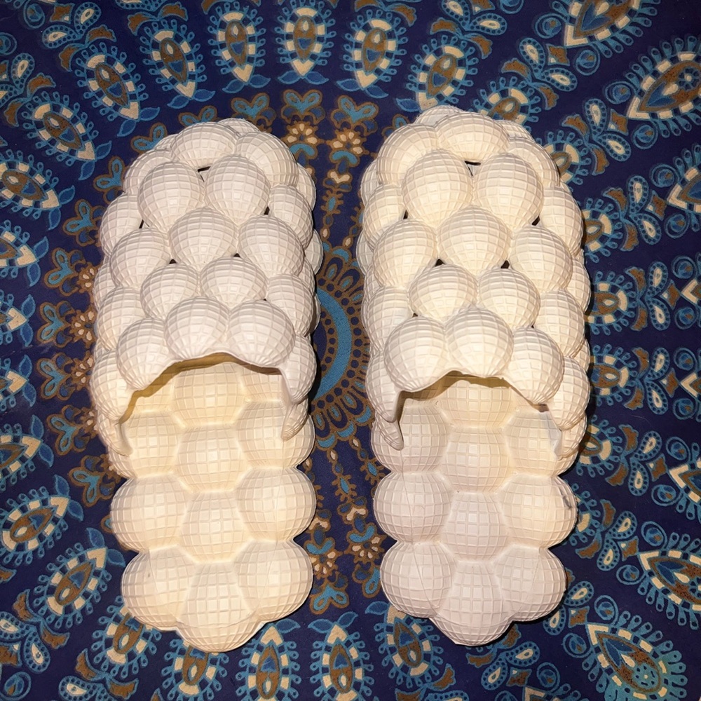 Slides - Picture 1 of 1